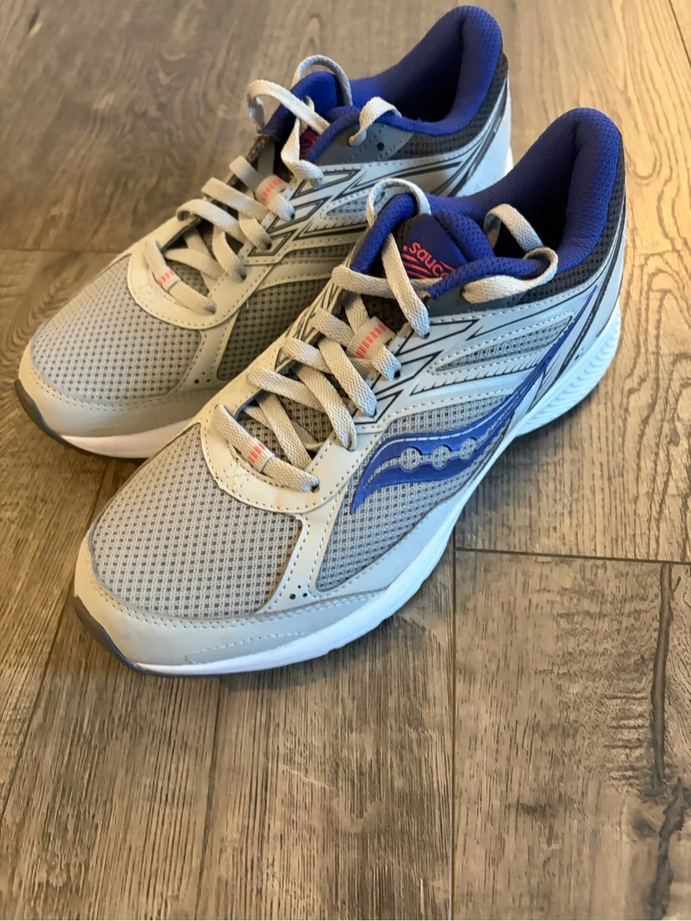 Saucony Cohesion Gray &  Purple Womens Athletic Running Sneakers